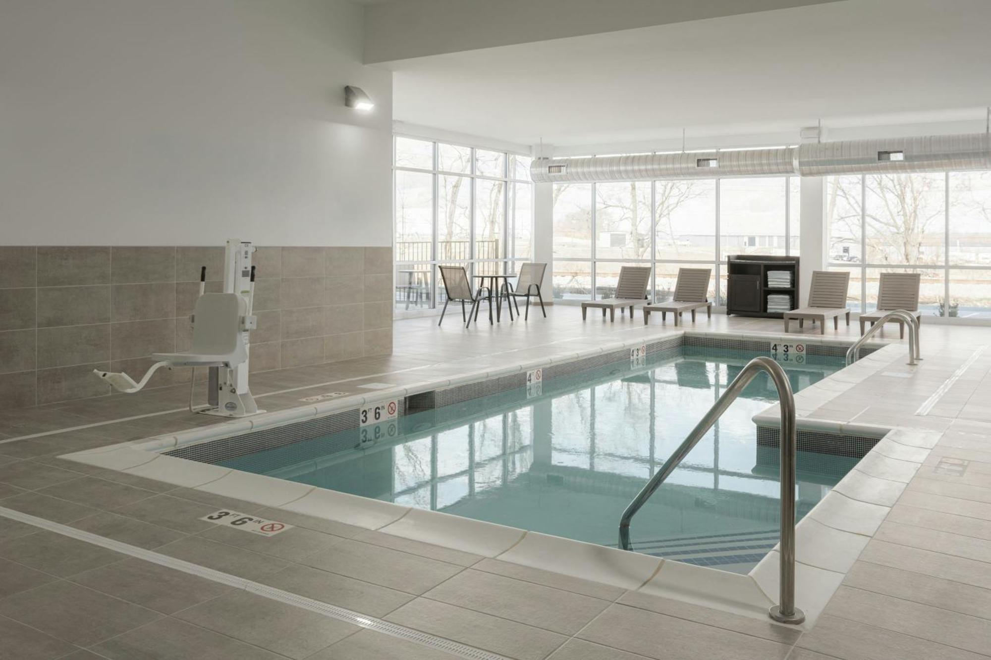 Springhill Suites By Marriott Lexington แฟรงค์ฟอร์ต ภายนอก รูปภาพ